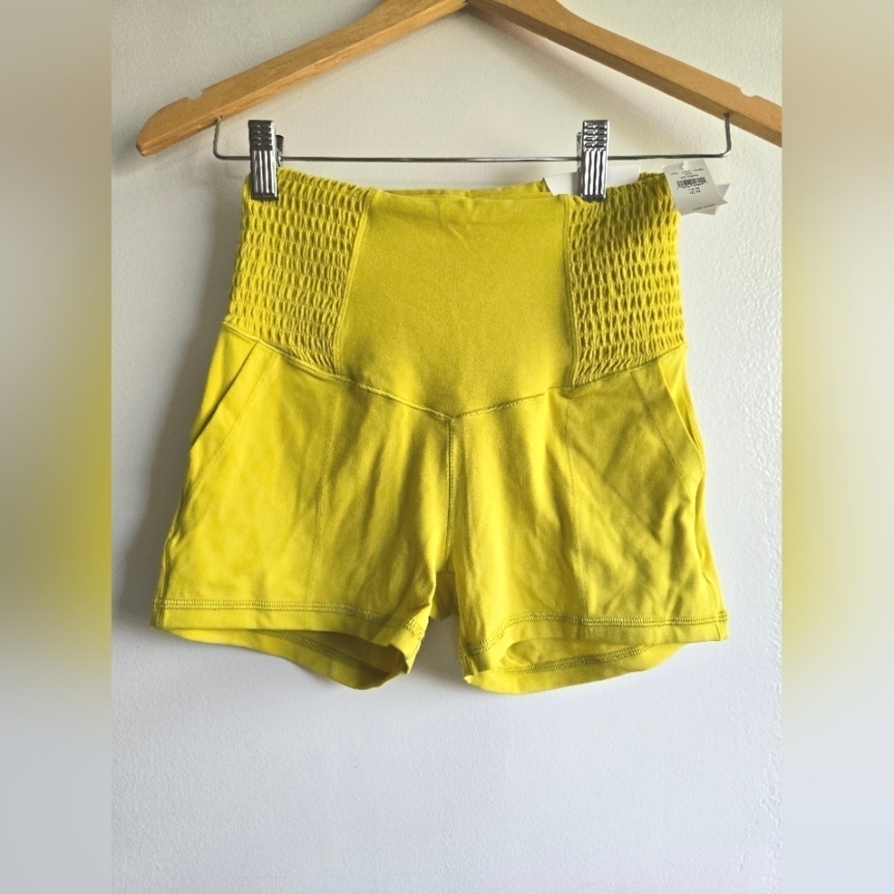 NWT! Offline By Aerie, Real Me Shortie 3", Green Rush, Size Medium -NEW! - Picture 3 of 7